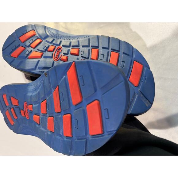 Chaco's Big Kids Sandals Size 6 - Picture 8 of 10